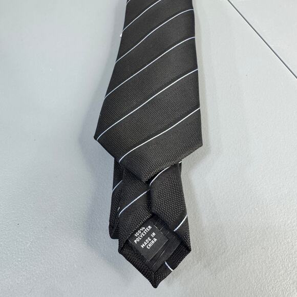 ALFANI ALFATECH Mens Necktie Clarkson Stripe Black Stain Resistant New - Picture 3 of 9